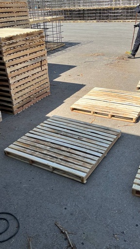 پالت چوبی چهارشاسی3*6 در ابعاد 100*120